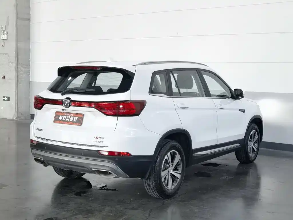 Фото 2 - Changan CS75