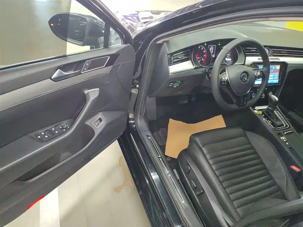Volkswagen Magotan 2019 330TSI DSG Leading China VI фото 13