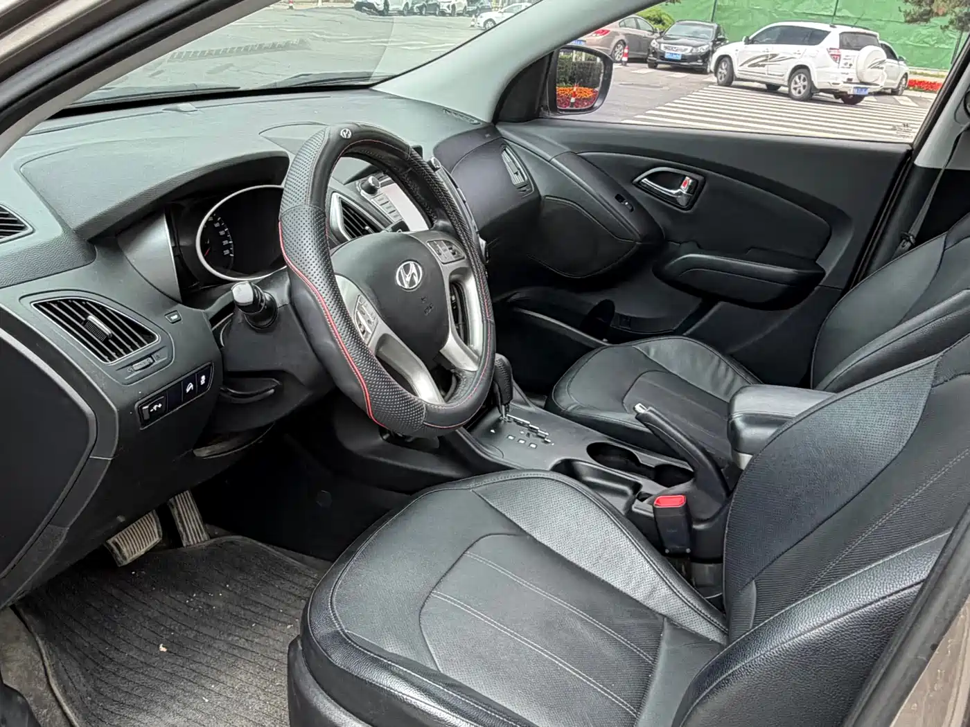 Hyundai Beijing Hyundai ix35 2013 2.0L Auto 2WD Smart GLS China IV фото 4
