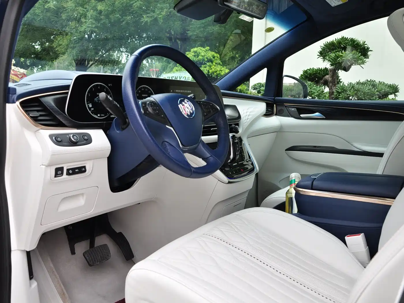 BUICK GL8