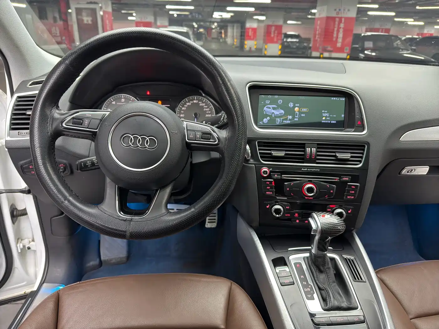 Audi Q5 2015 40 TFSI Technology фото 15