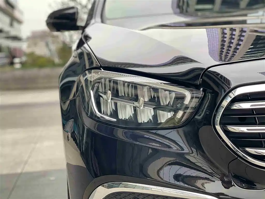 Mercedes-Benz E-Class 2022 E 300 L Luxury фото 30