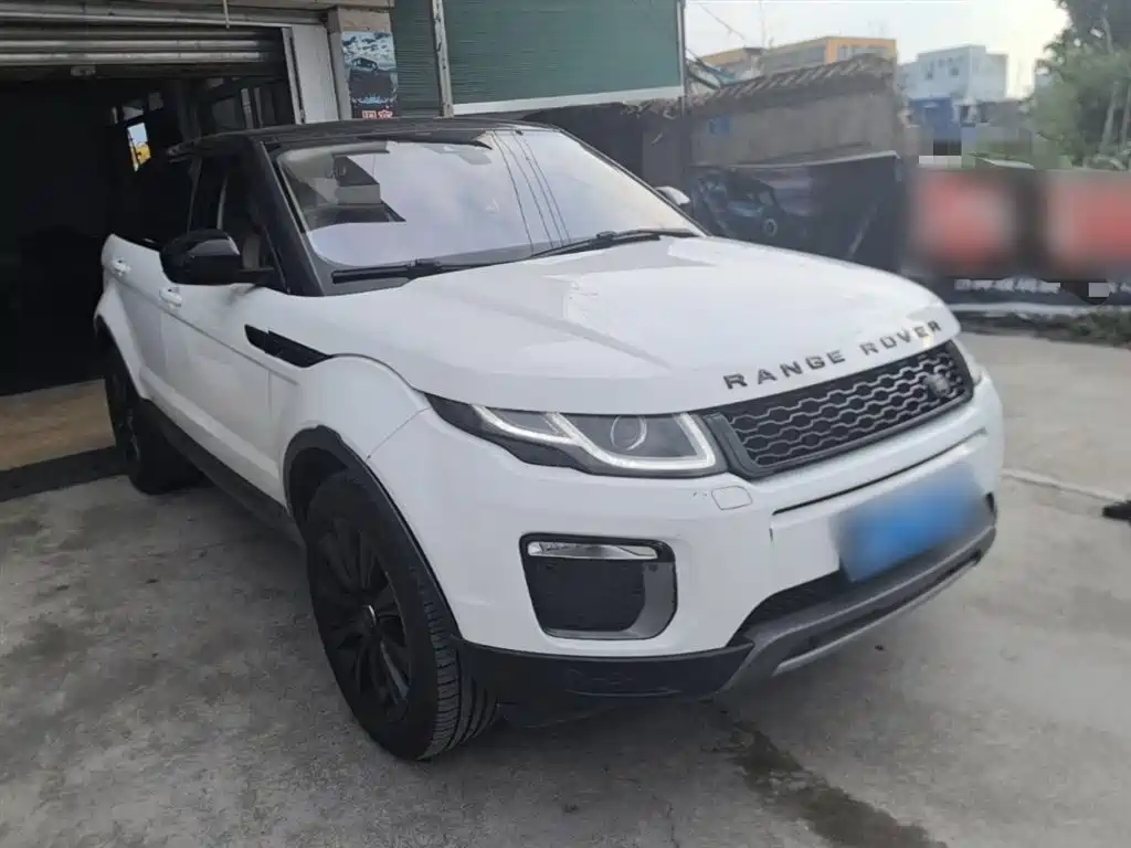 Land Rover Range Rover Evoque 2016 2.0T SE ZhiYao фото 4