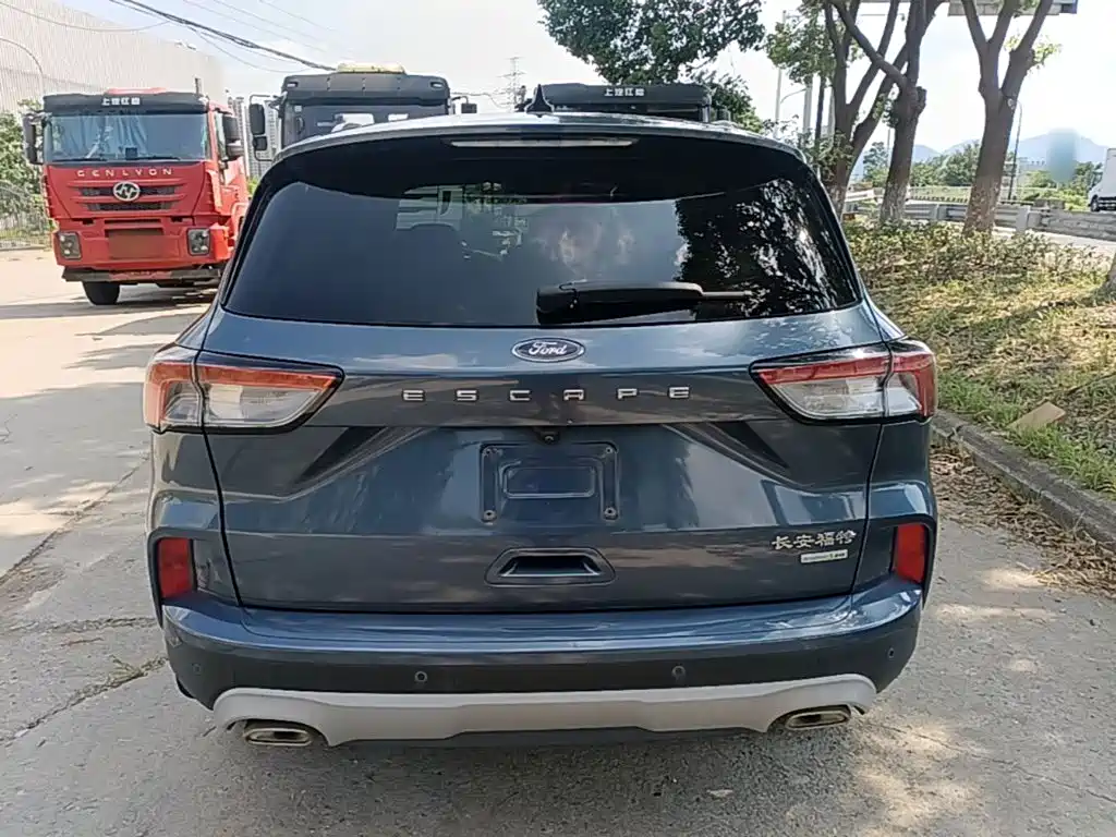 Ford Escape 2023 2020 EcoBoost 245 2WD Premium Edition