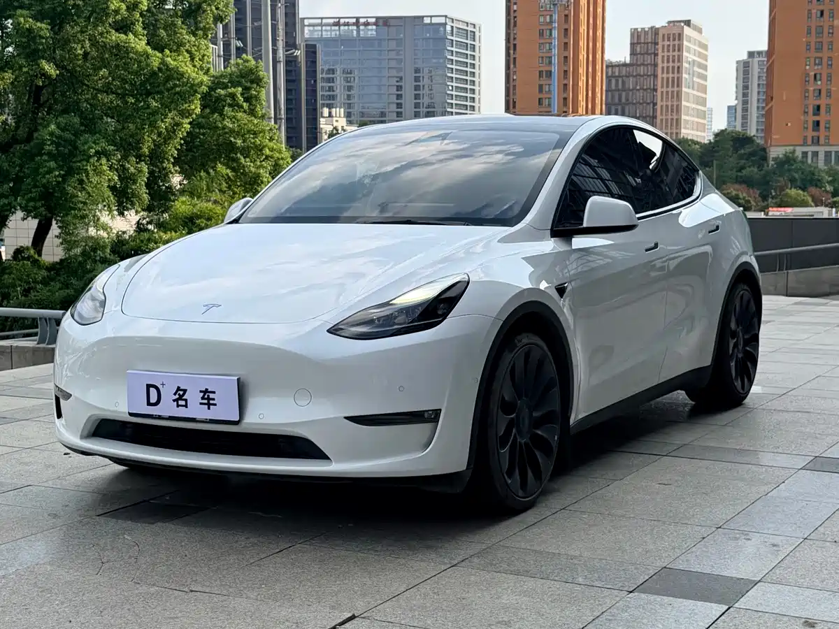 Tesla Model Y 2022