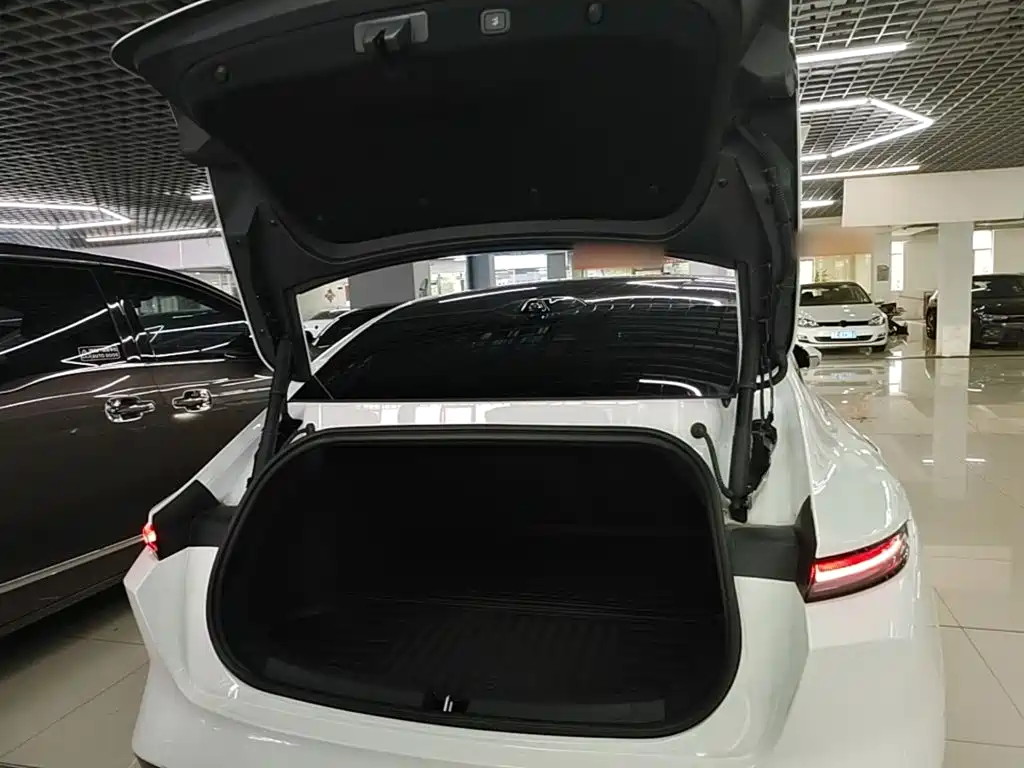 NIO ET5 2025 2024 75kWh