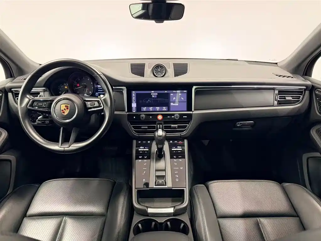 Porsche Macan 2023 Macan 2.0T фото 9
