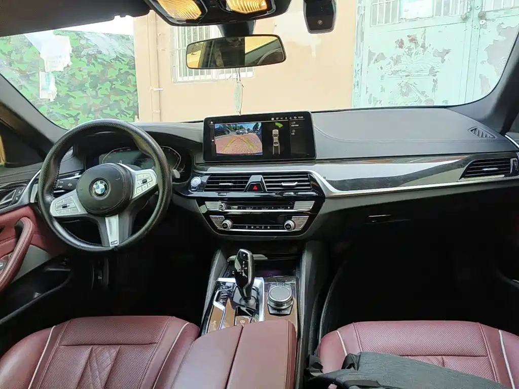 BMW 5 Series, миниатюра 12