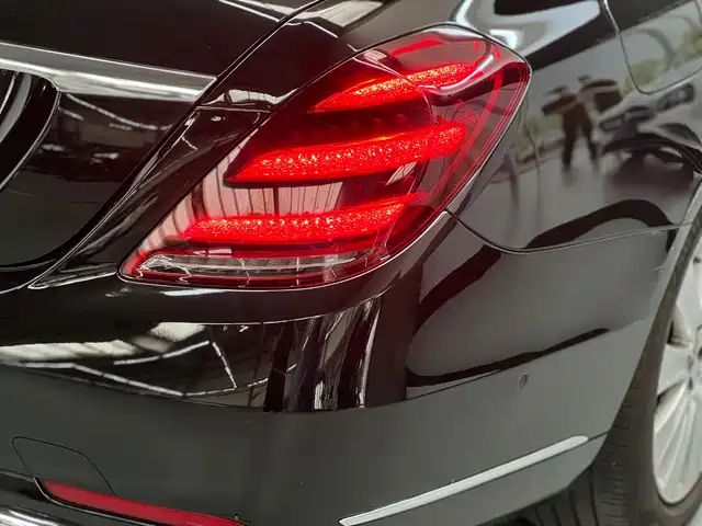 Mercedes-Benz S-Class 2018 S 320 L — фото 4