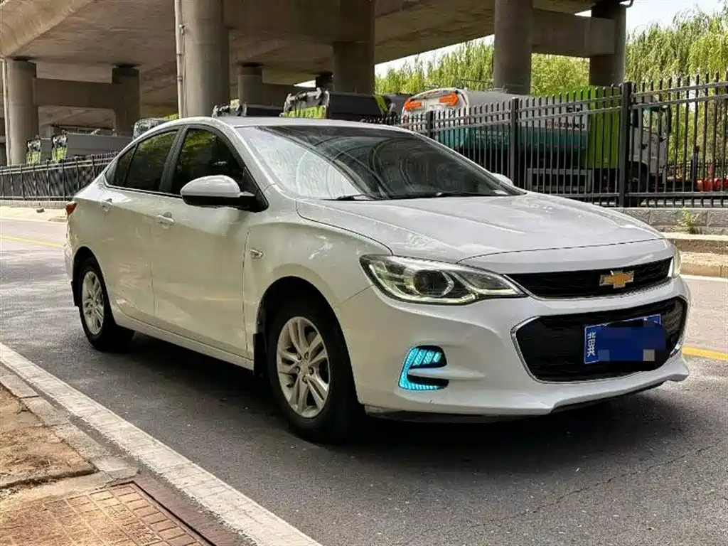 Chevrolet Cavalier 2019 320 Automatic Joy Edition фото 2