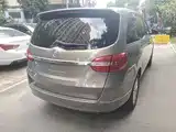 Фото 7 - Buick GL8