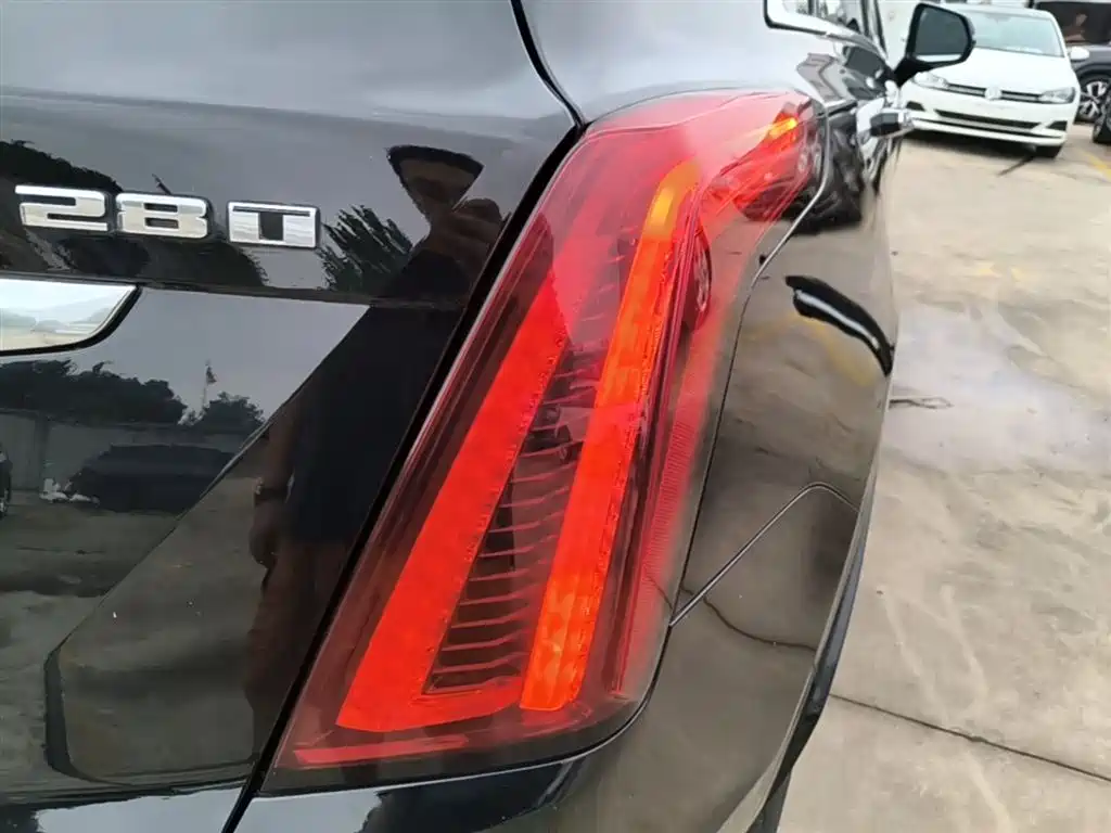 Cadillac XT5 2020 Facelift 28T Luxury Model фото 8