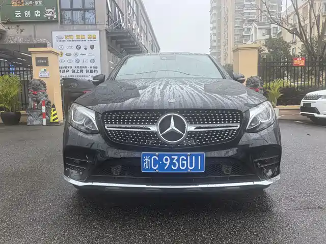 MERCEDES-BENZ GLC COUPE