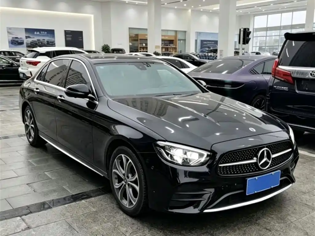 MERCEDES-BENZ E-CLASS