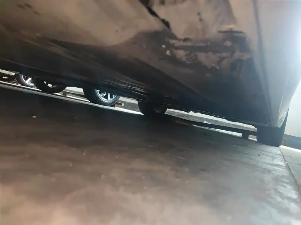 BMW 5 Series 2018 525Li Luxury Package фото 21