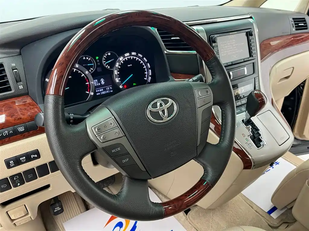 Toyota Alphard 2011 3.5L Luxury Edition фото 11