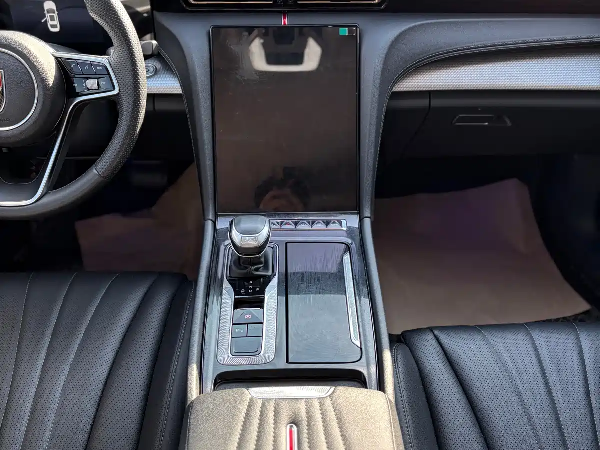 Hongqi H5 2024 1.5T DCT Smart Connect Flag Rhythm Edition фото 15