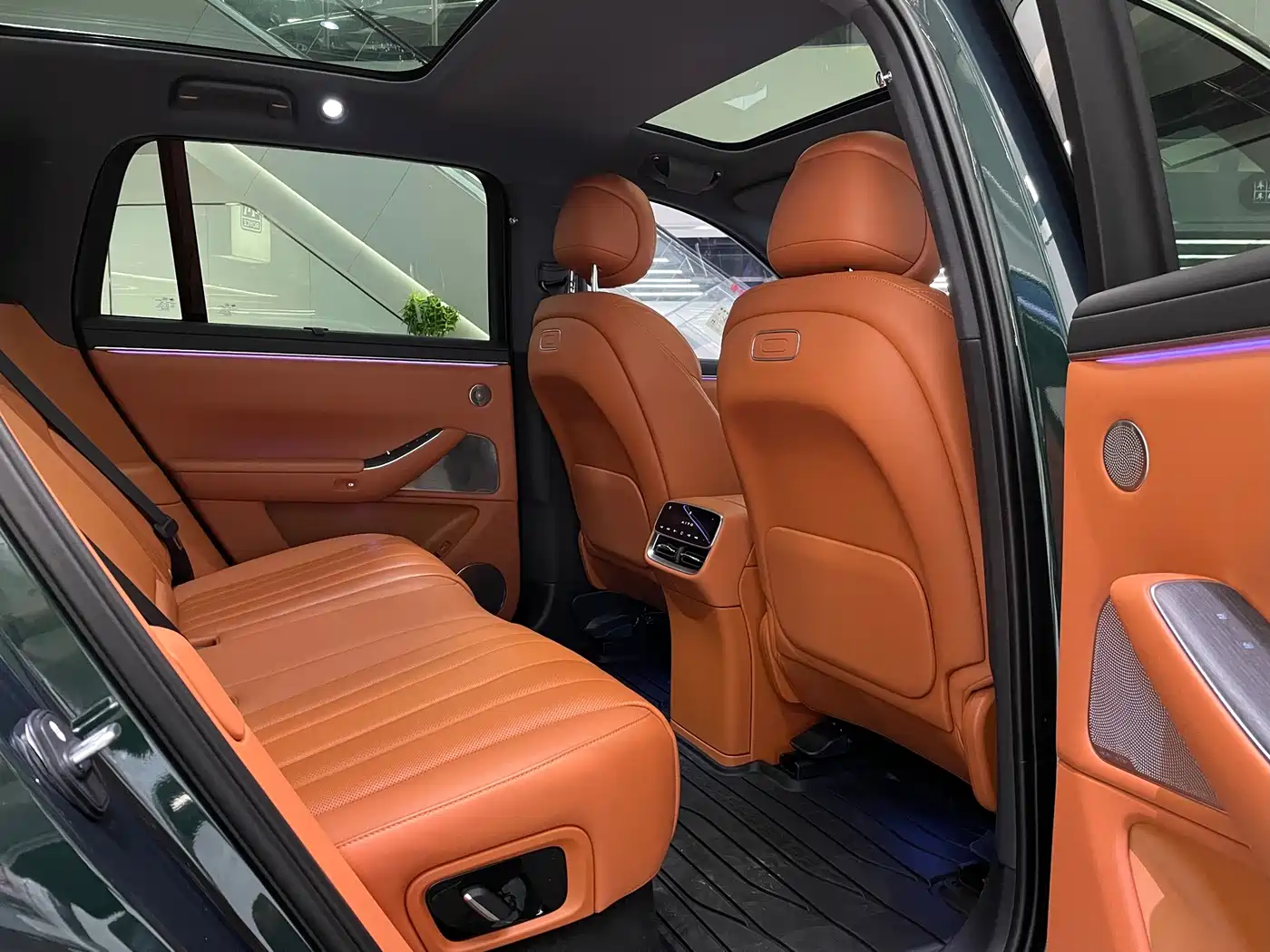 AITO Wenjie AITO M7 2026 Extended Range Max AWD 5-seater фото 9