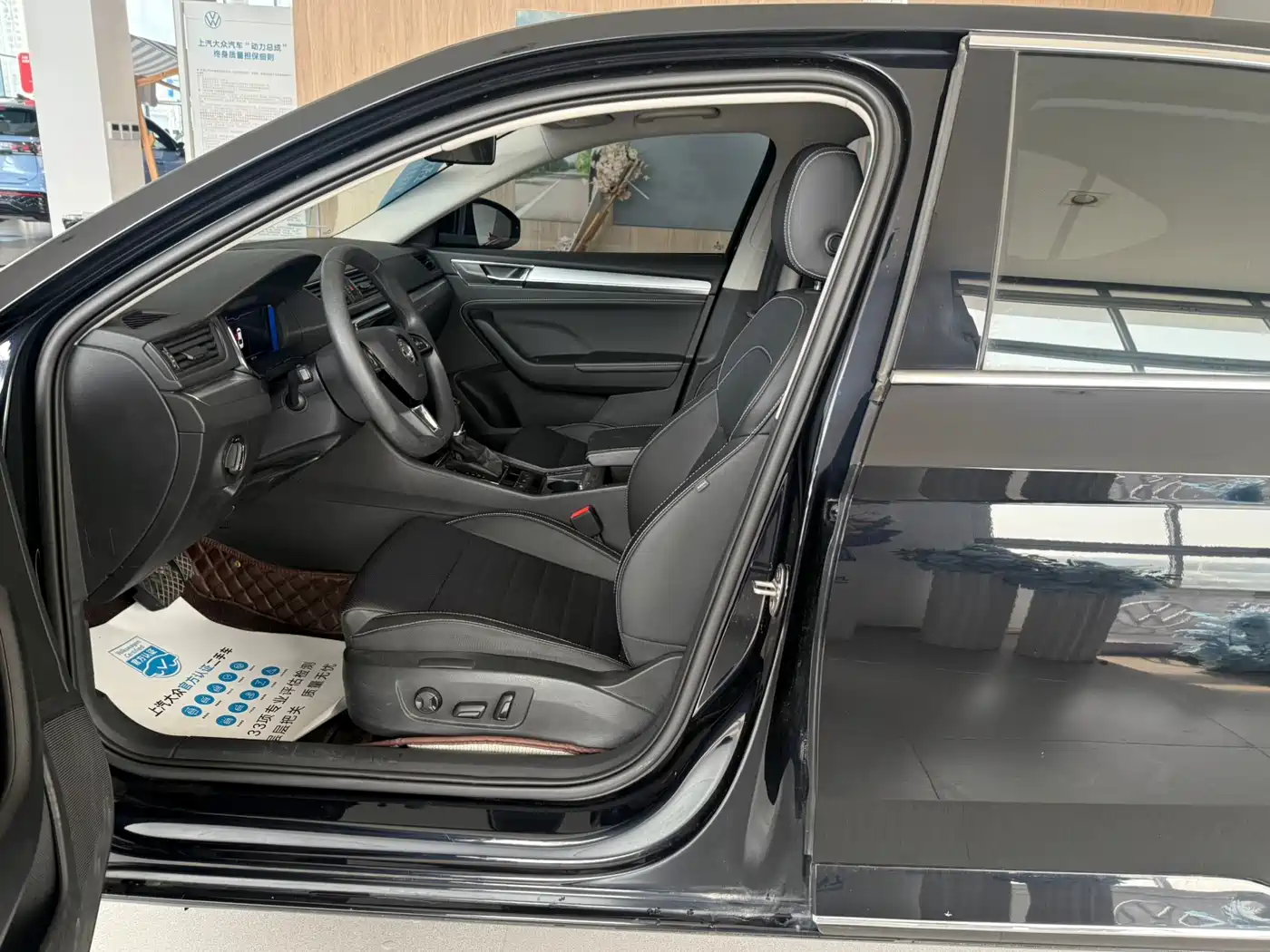 Škoda Superb 2024 TSI280 DSG Premium Edition фото 6