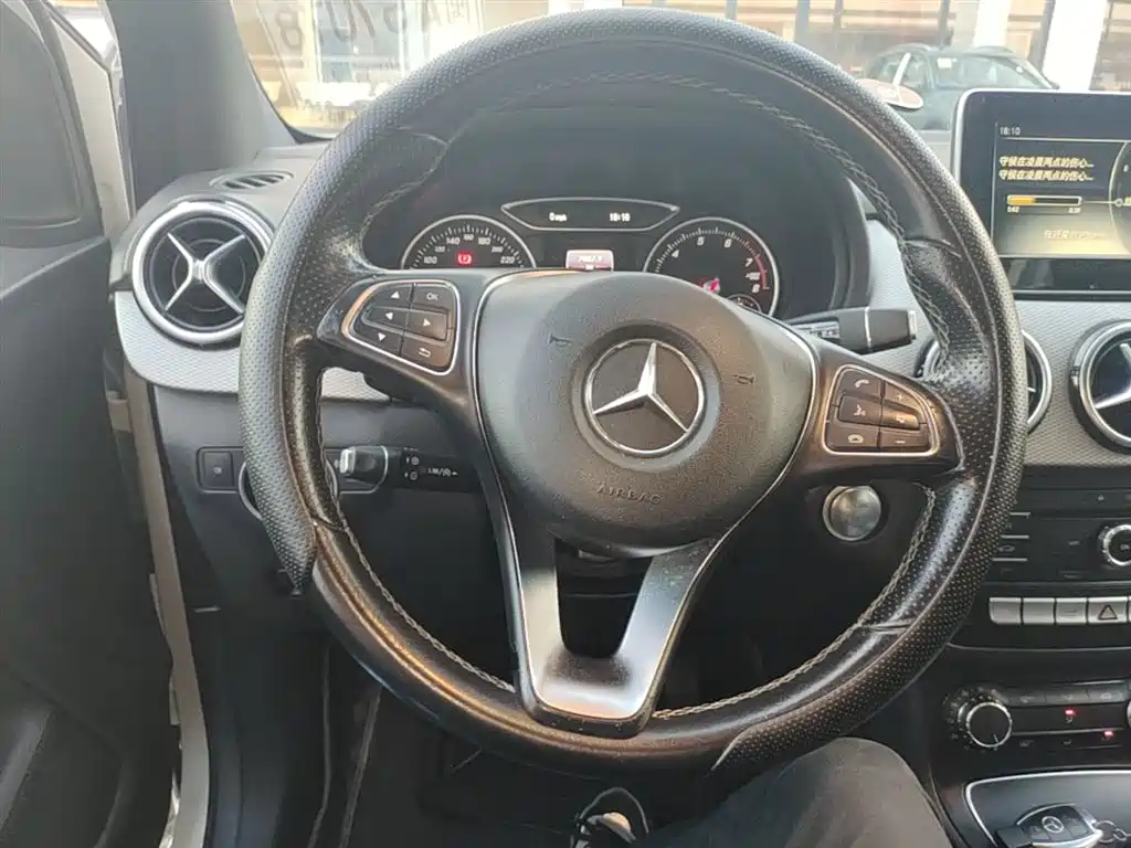 Mercedes-Benz B-Class 2015 B 200 Dynamic фото 11