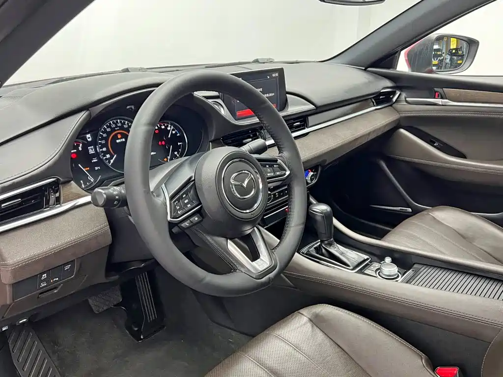 صورة 13 - Mazda Atenza