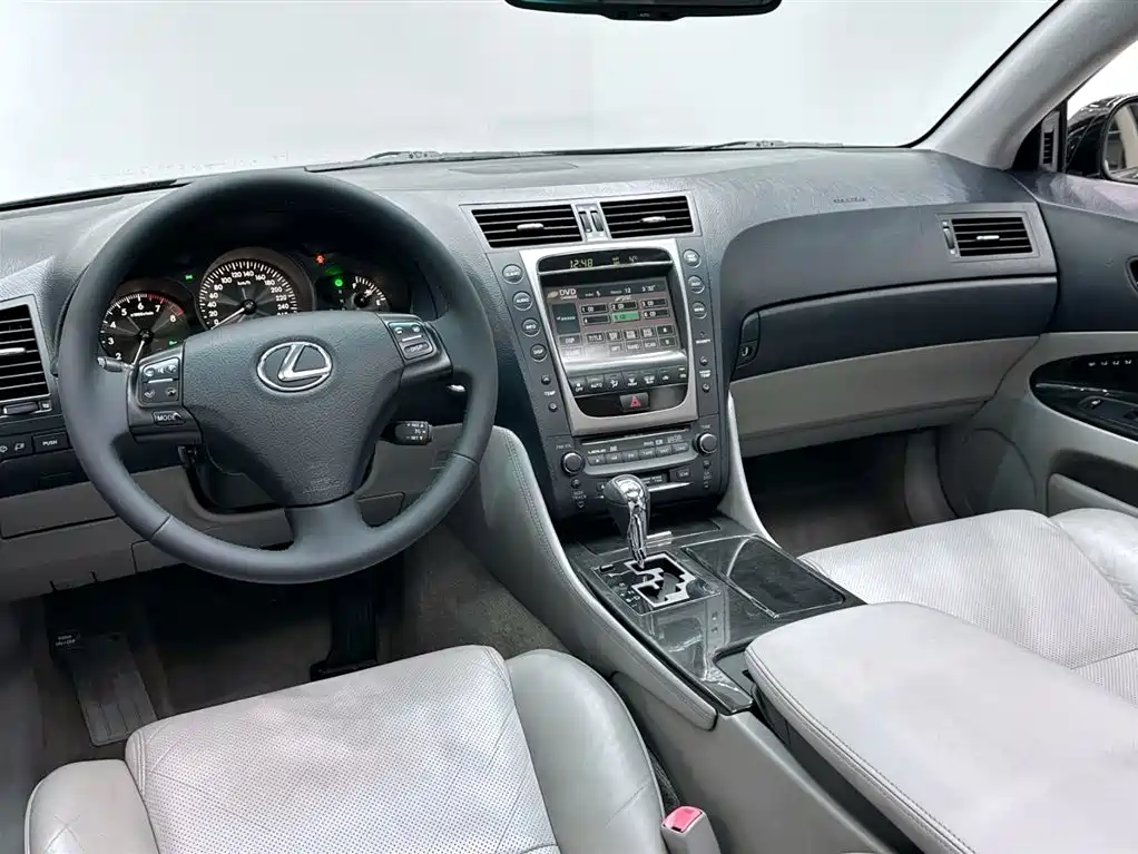 Lexus GS 2005 300 фото 10