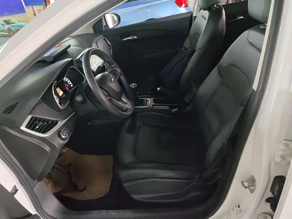 Chevrolet Cavalier 2017 2018 320 Manual Joy Edition