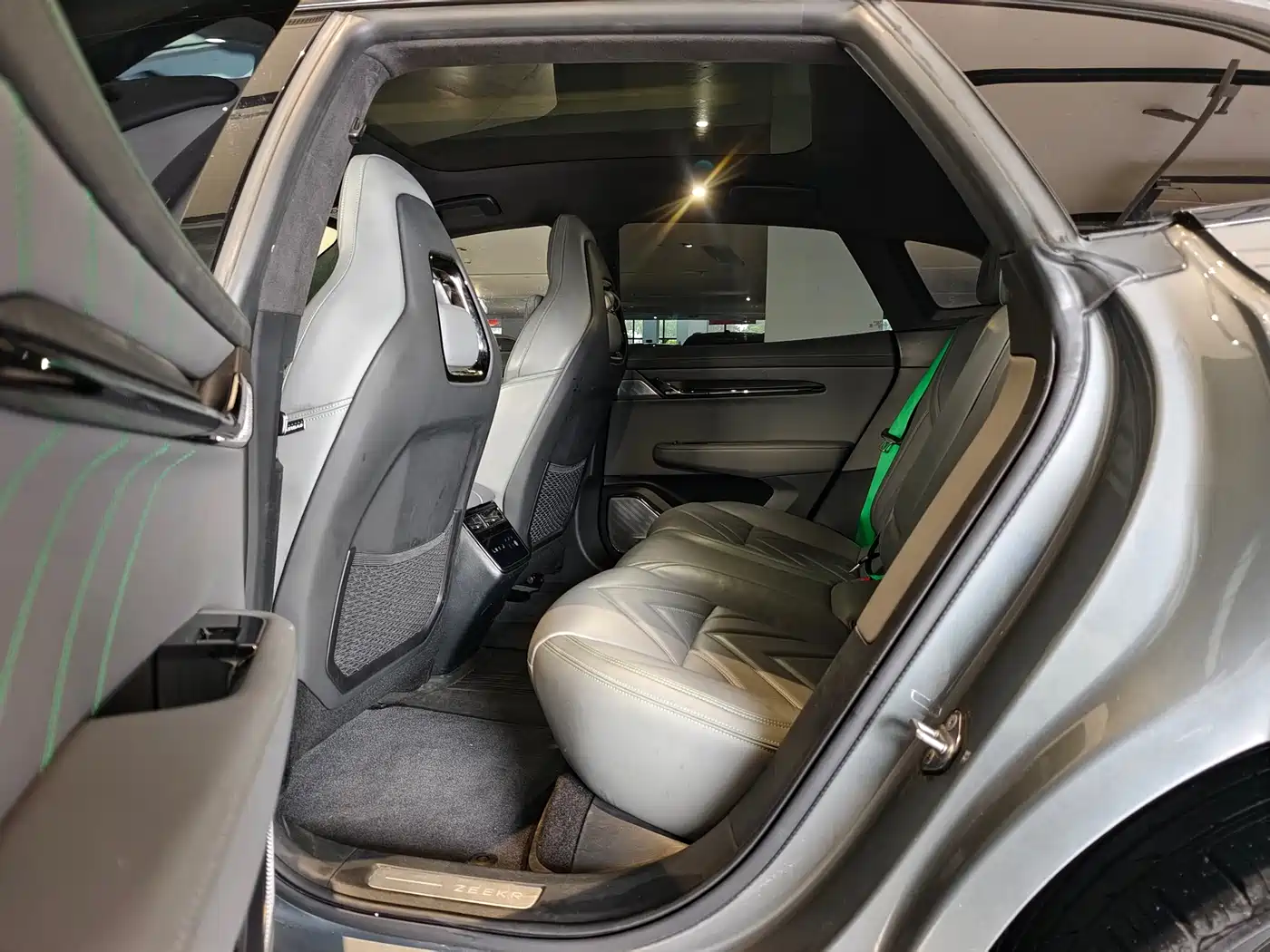 ZEEKR EXTREME KRYPTON 001