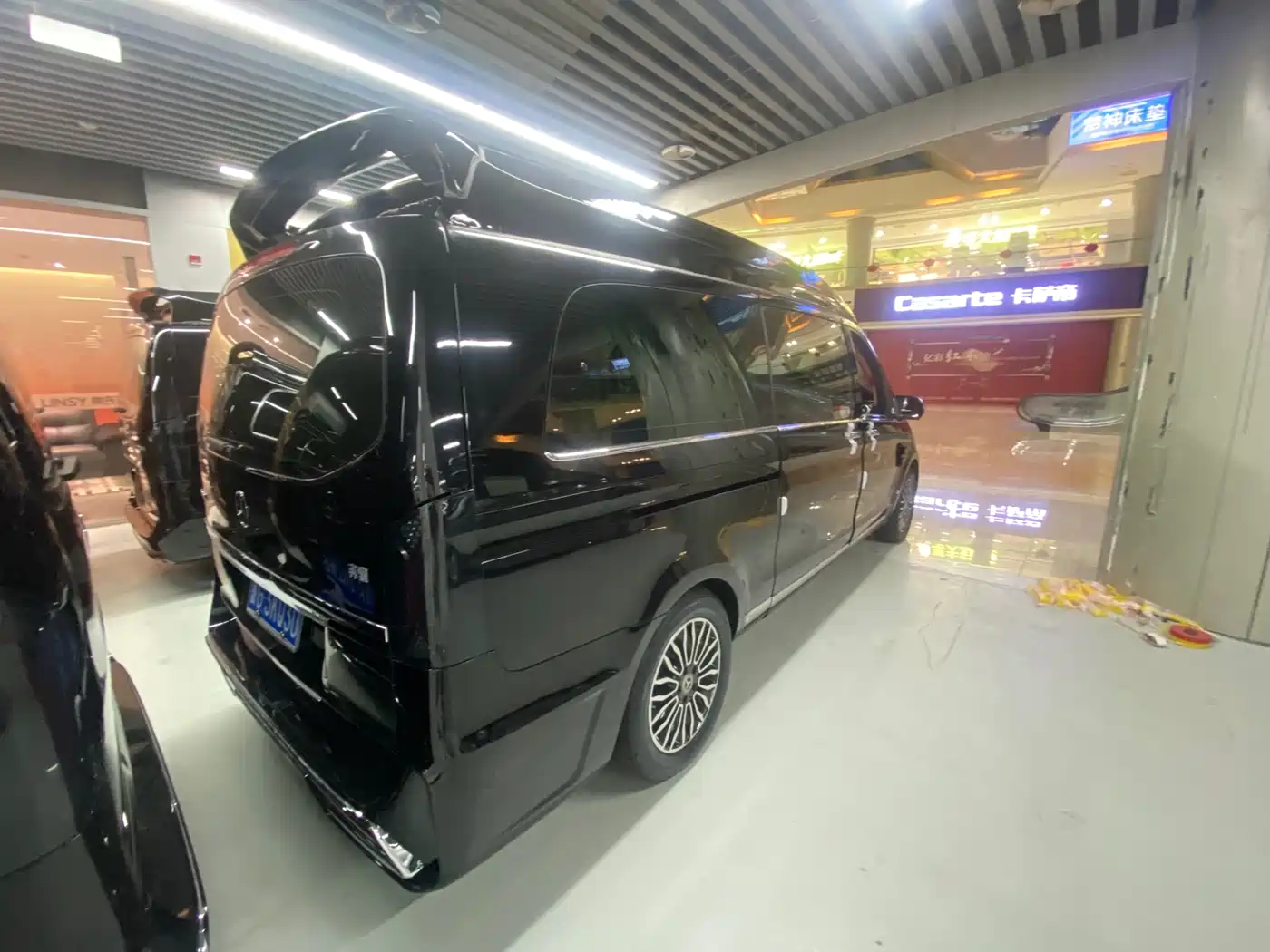 Mercedes-Benz Vito 2018 2.0T Business Edition China VI фото 16