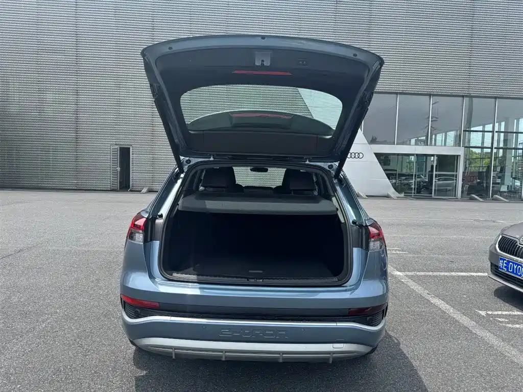 Audi Q4 e-tron 2024 40 e-tron Creation Edition фото 11