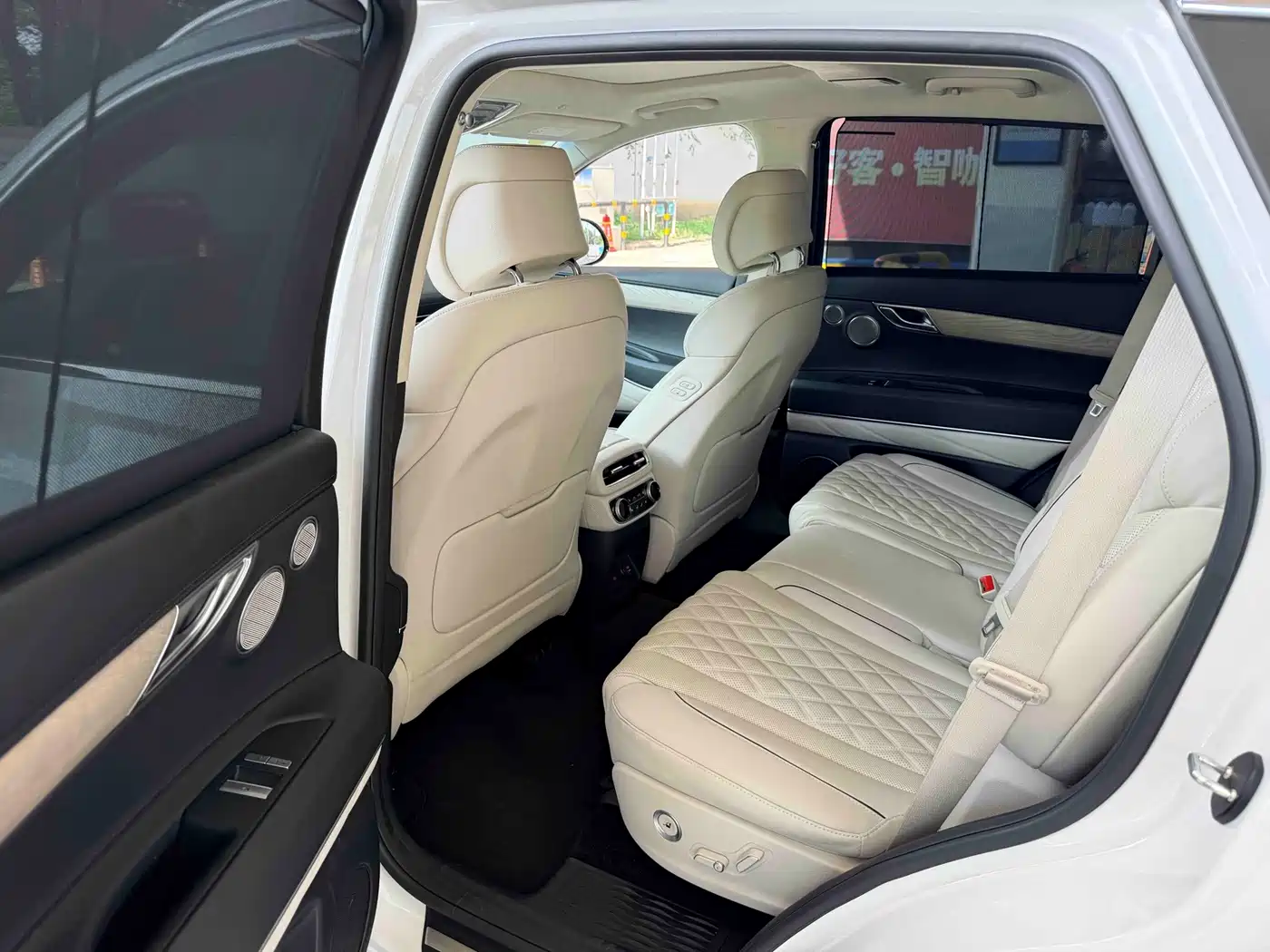 Genesis GV80 2024 2023 2.5T 4WD Flagship Edition 7-seater