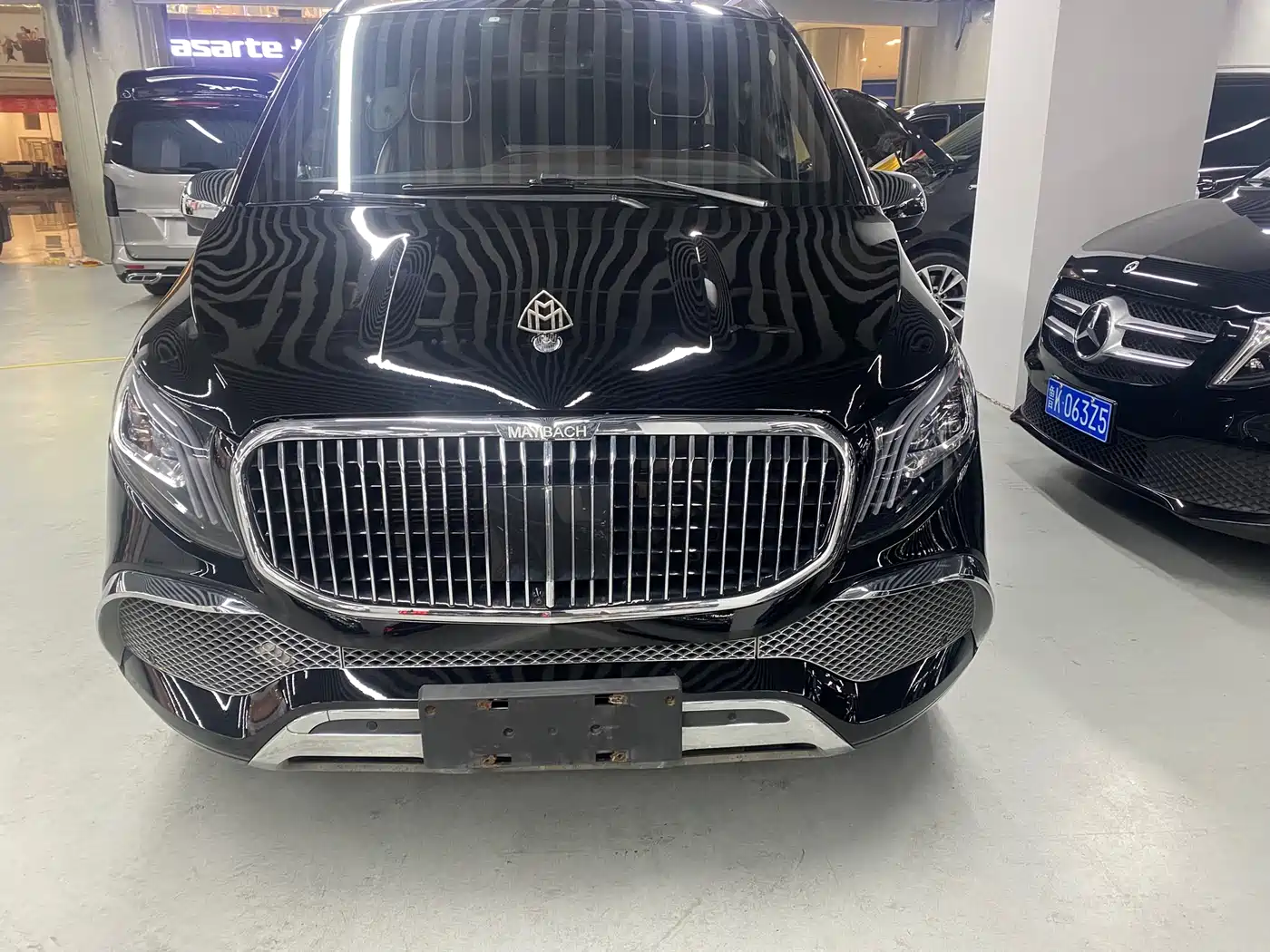 MERCEDES-BENZ V-CLASS