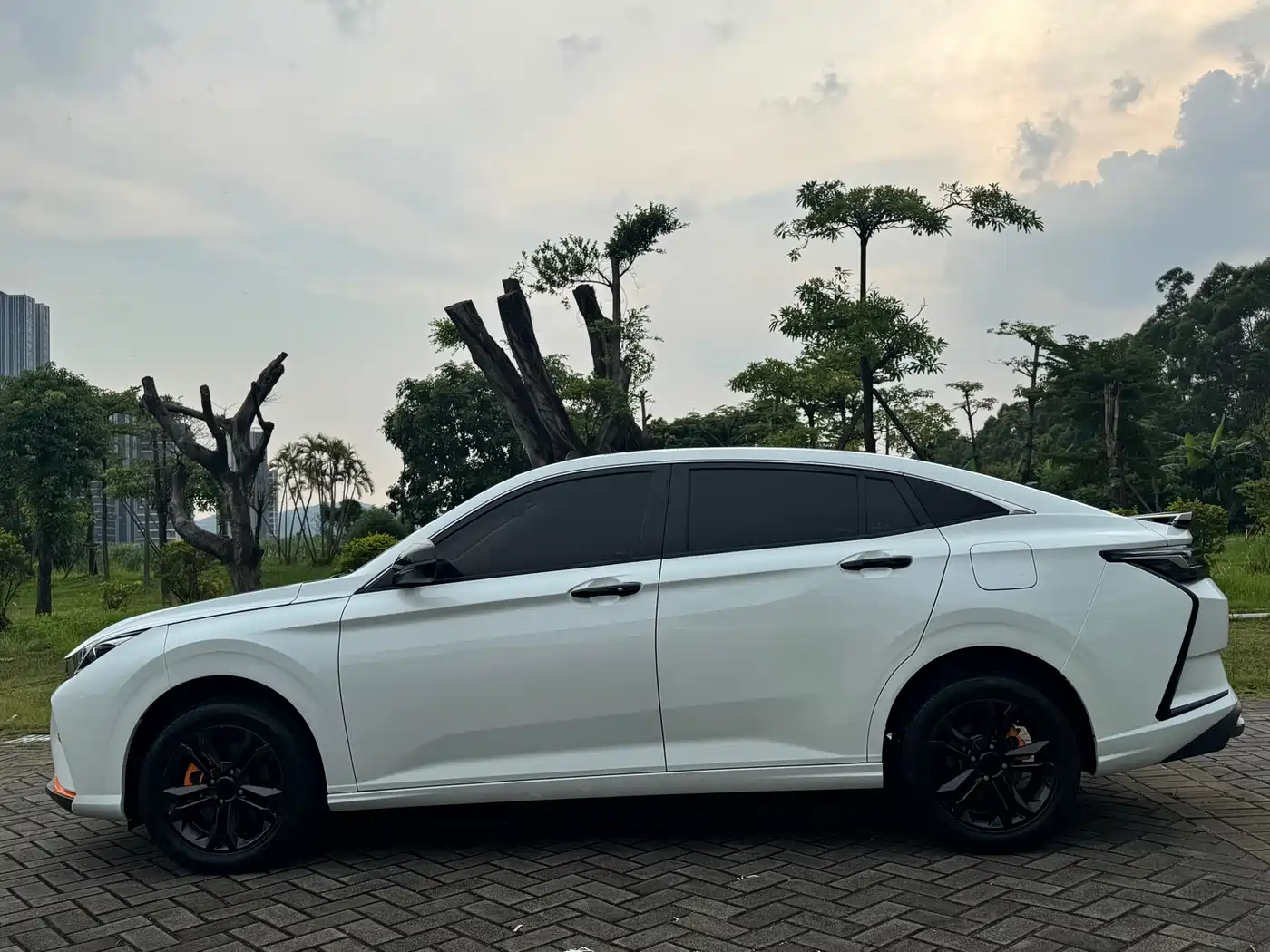 Dongfeng Aeolus Yixuan 2023 2023 Mach Edition 1.5L Automatic Chase Edition