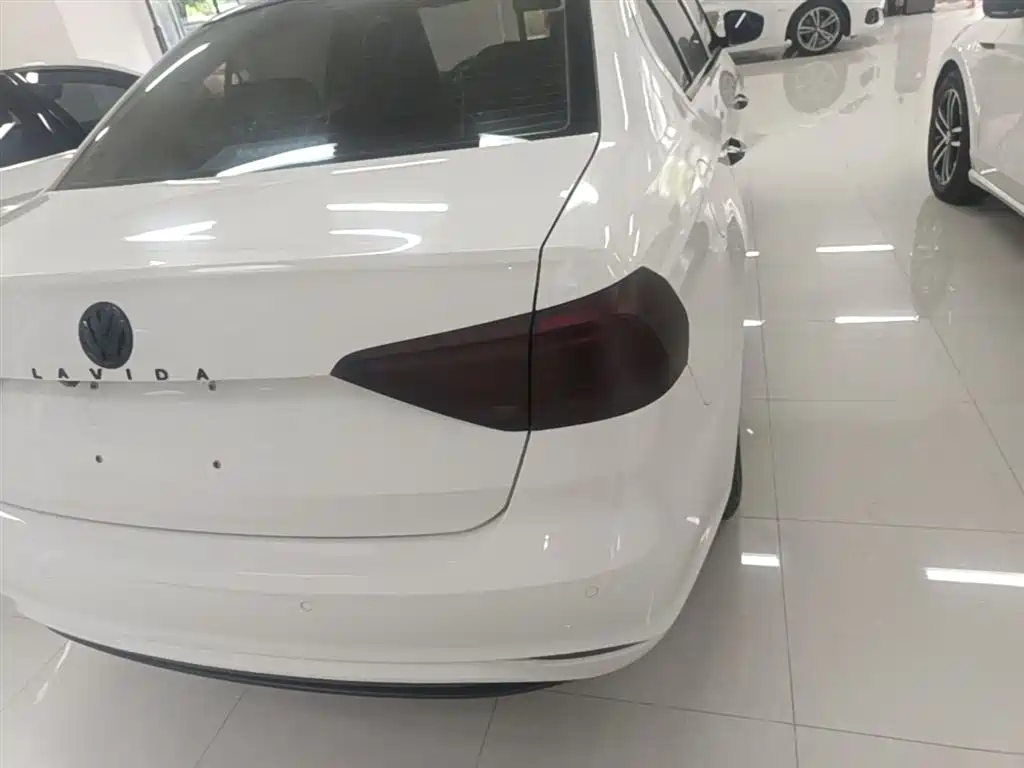 Volkswagen Lavida 2019 Lavida Start 1.5L Auto Trend (China VI) фото 8