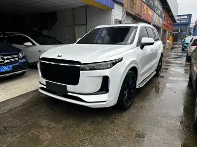 Li Auto ONE