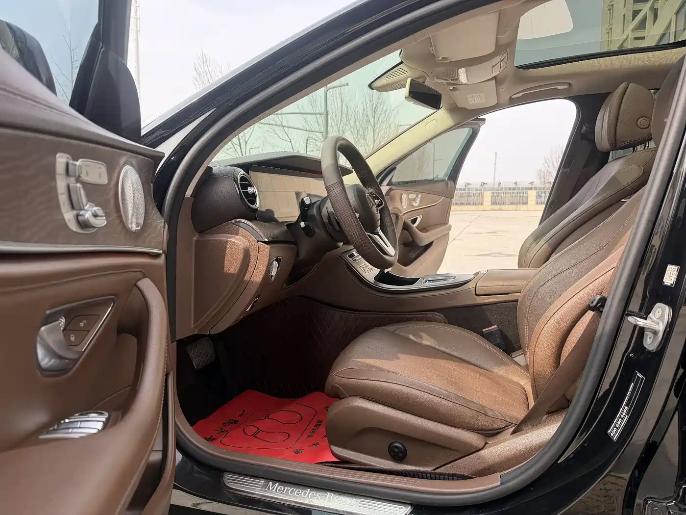Mercedes-Benz E-Class 2020 E 300 L Fashion фото 6