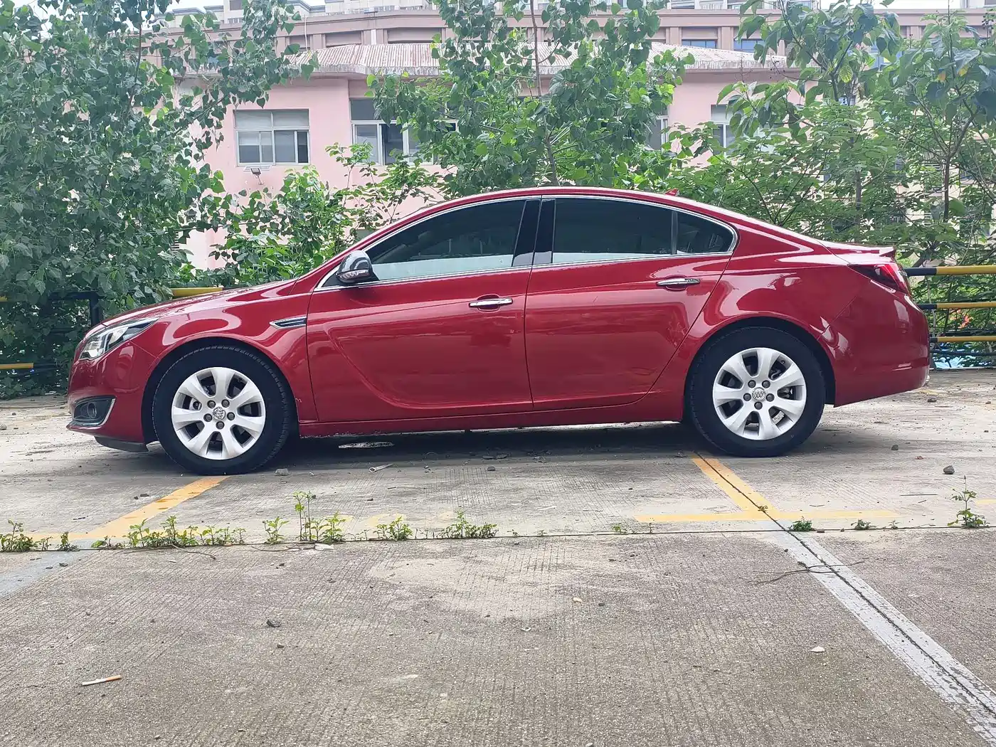 Buick Regal 2015 2.0L Elite Fashion Model фото 5