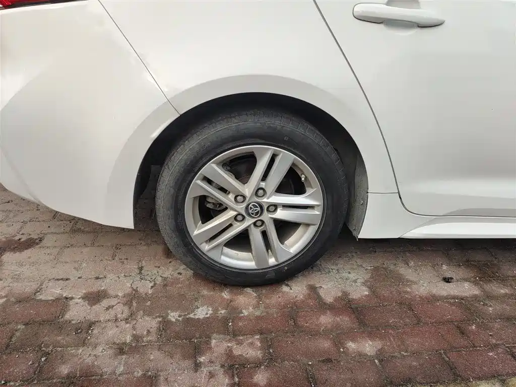 Toyota Levin 2022 TNGA 1.5L CVT Progressive Edition фото 26