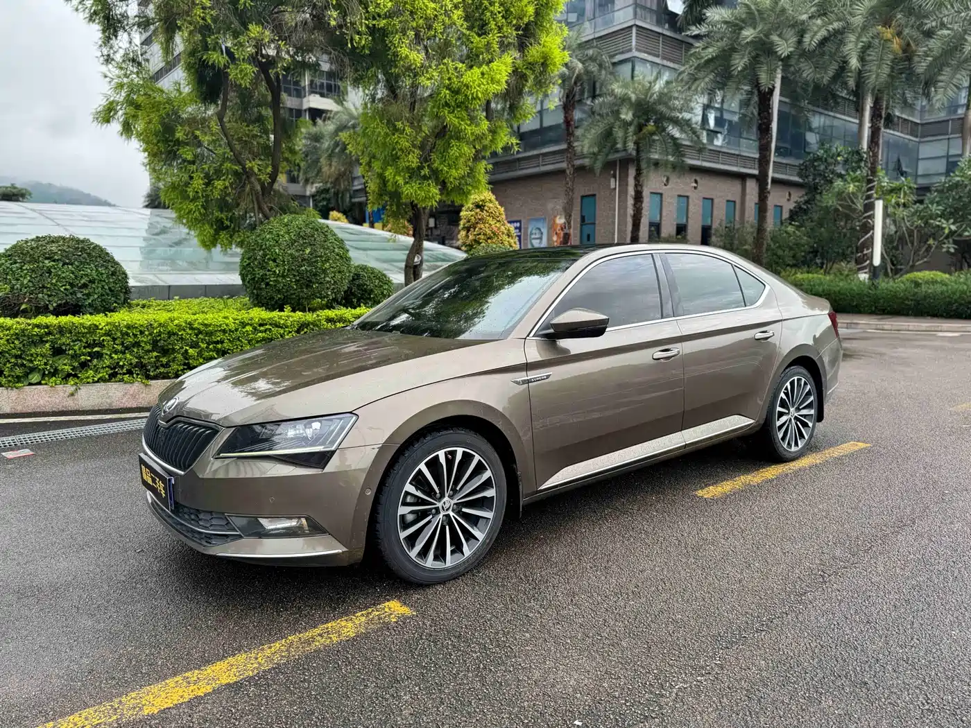 Škoda Superb 2018 TSI330 DSG Luxury Edition China V