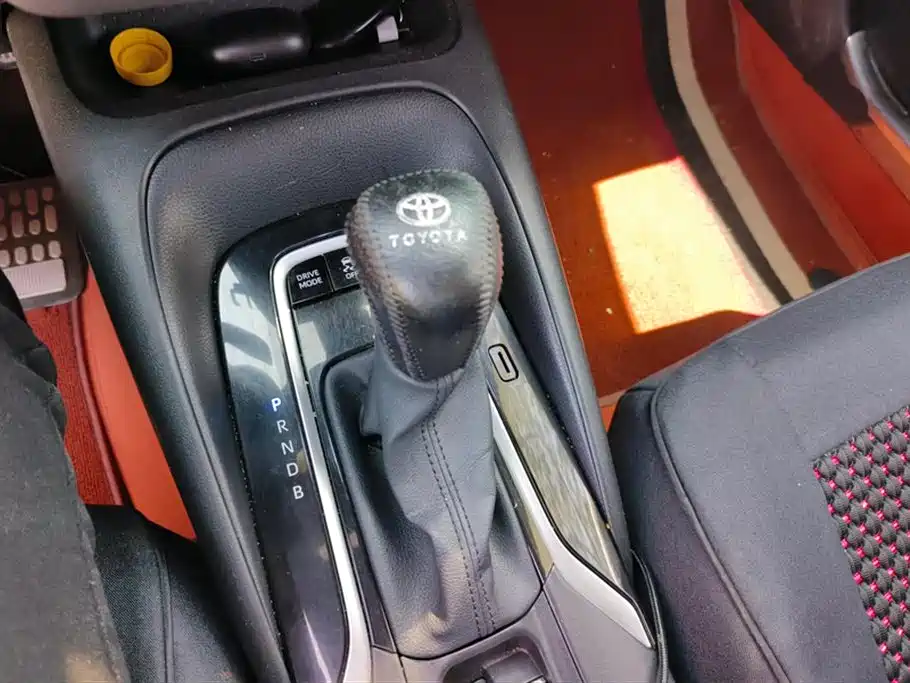 Toyota Levin 2019 Hybrid 1.8H E-CVT Luxury Edition China VI фото 16