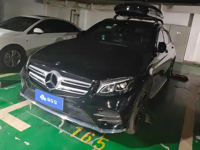 MERCEDES-BENZ GLC