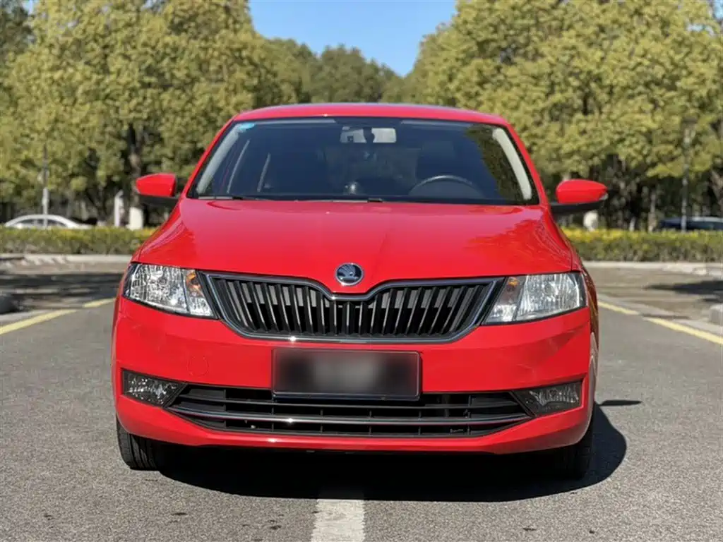Škoda Skoda Rapid Spaceback 2019 Facelift 1.5L Automatic Comfort Version China VI фото 23