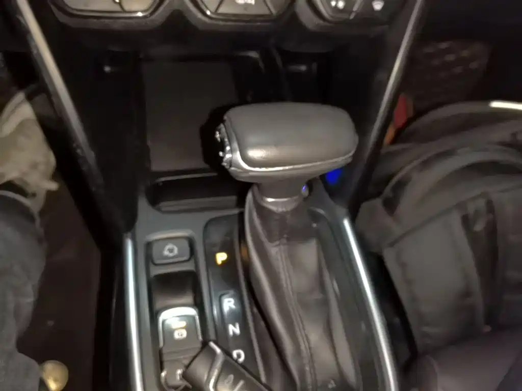 GAC Trumpchi Trumpchi GS4 2019 270T Automatic 2WD Luxury Smart Connect Edition фото 14