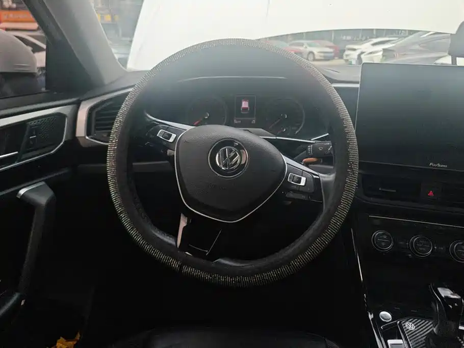 صورة 15 - Volkswagen Tayron