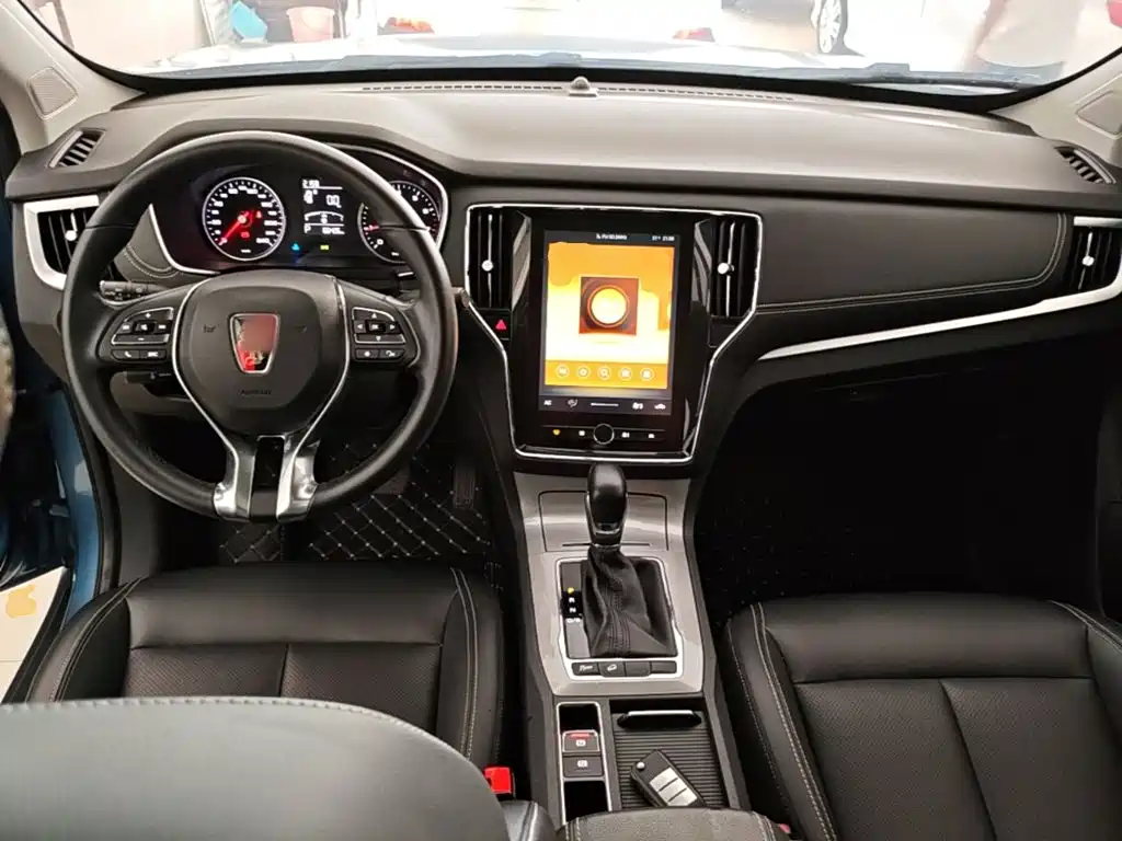Фото 10 - Roewe RX5