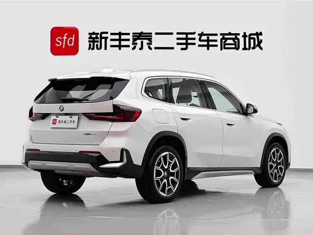 BMW X1 2023 sDrive25Li X Design Package — фото 5
