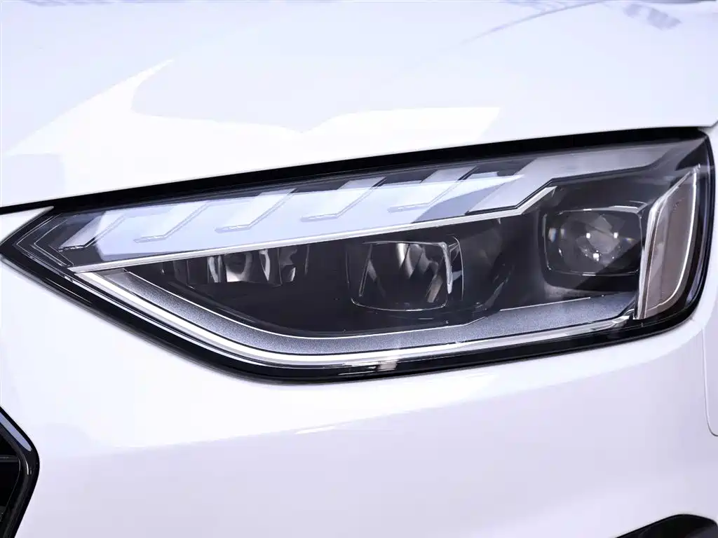 Audi A4L 2024 40 TFSI Luxury Dynamic фото 4