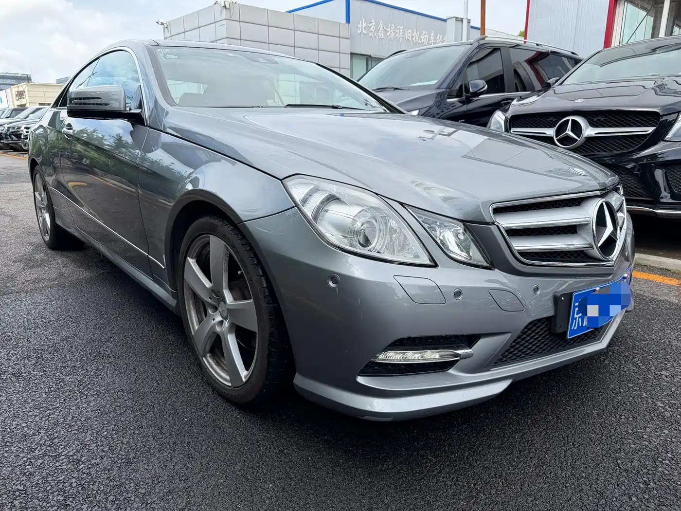 Mercedes-Benz E-Class (Import) 2012 E 200 CGI Coupe фото 3