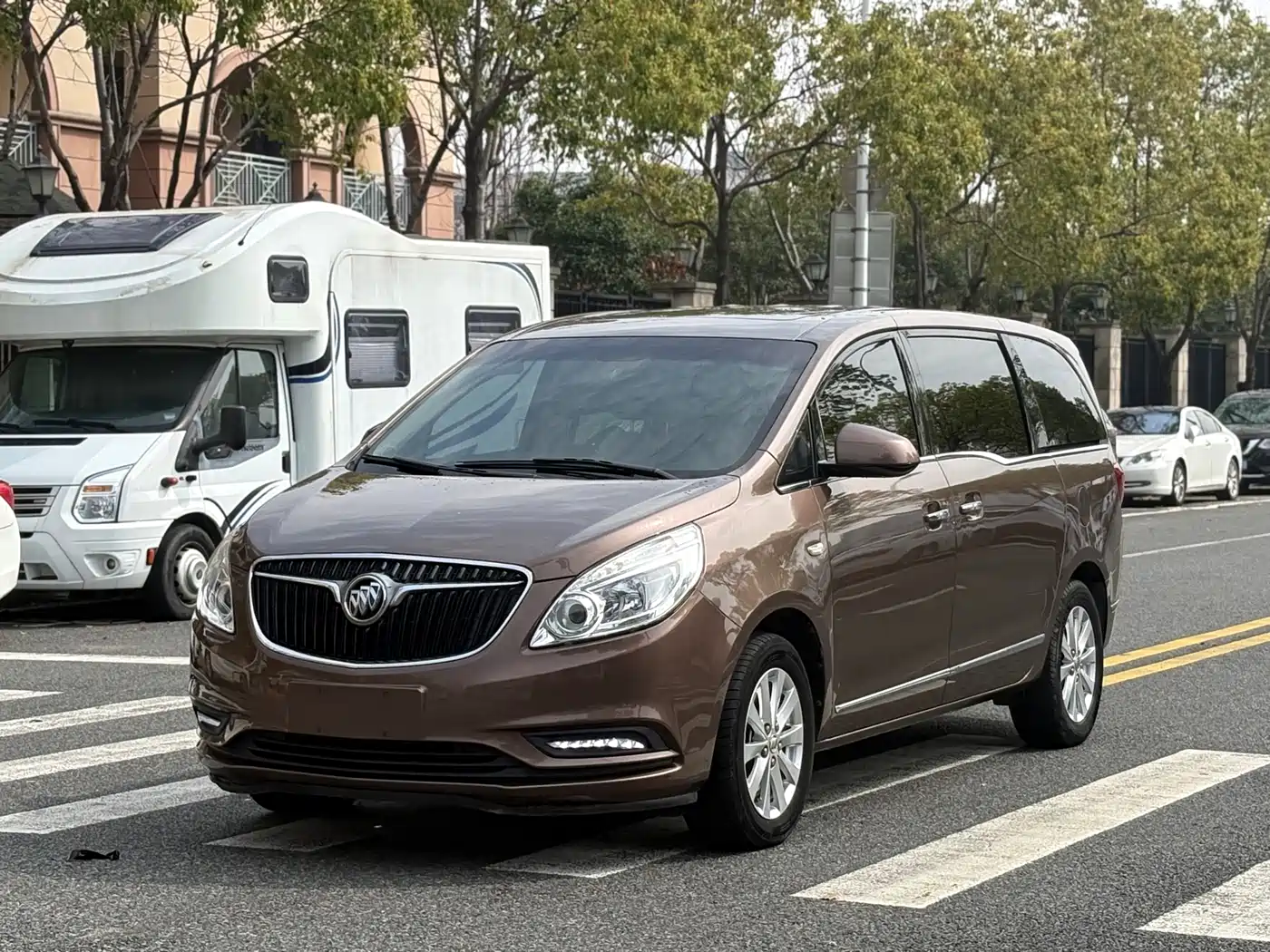Buick GL8 2018 28T Luxury Model China VI