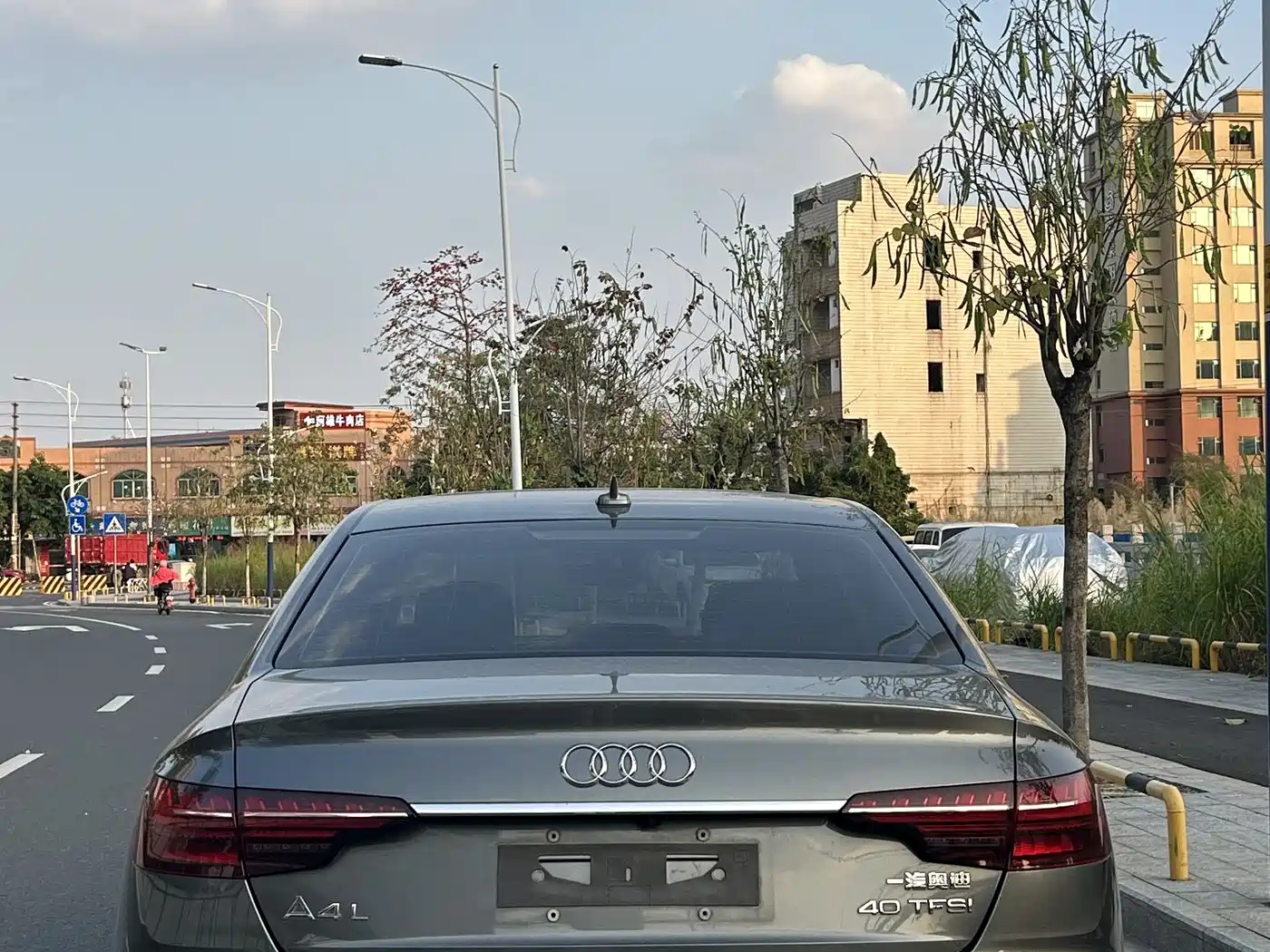 AUDI A4L